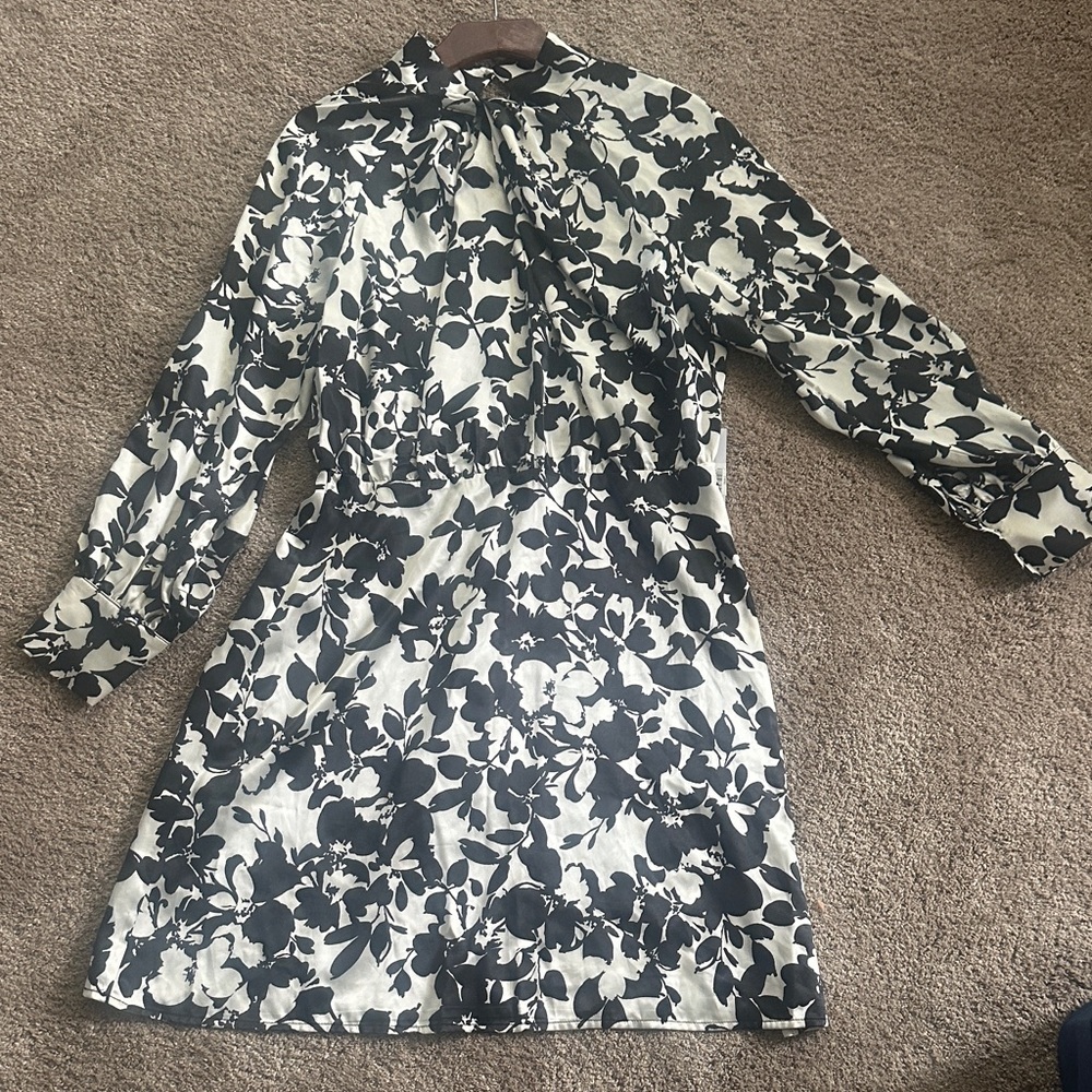 Black & White Floral Tie-Neck Womens Dress - Picture 2 of 8
